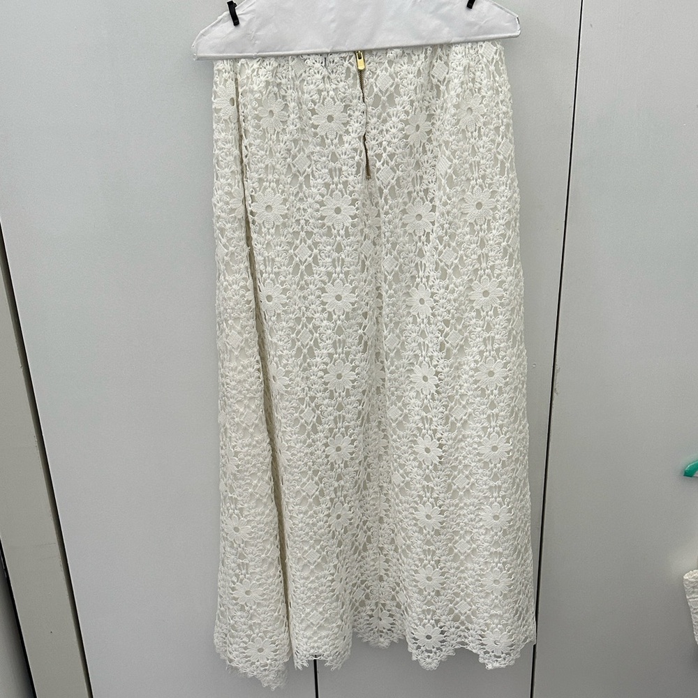 SAYLOR White Rella Set - Picture 6 of 8